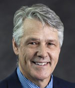 Dr. Chris Hanning Headshot