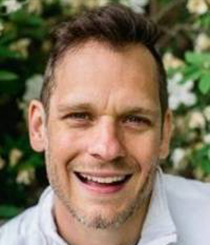 Richard Burns Headshot