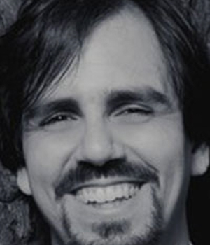 Dr. Sebastian Guzman Headshot