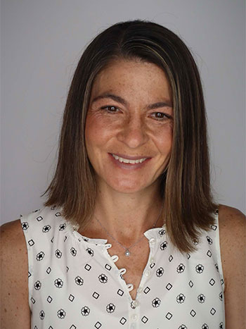 Christine Cuozzo Headshot